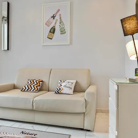 Appartement Jean Jaures 1 *